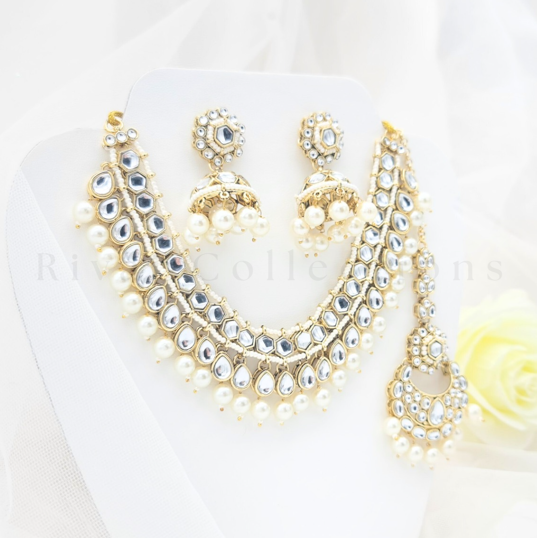 Detailed Pearl Faux Kundan Choker Set