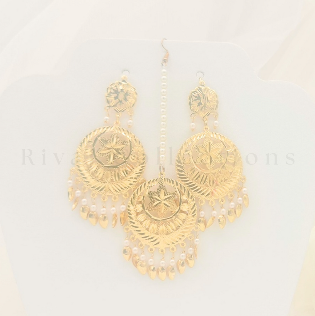 Gold Leaf Pearl Earring Tikka Set