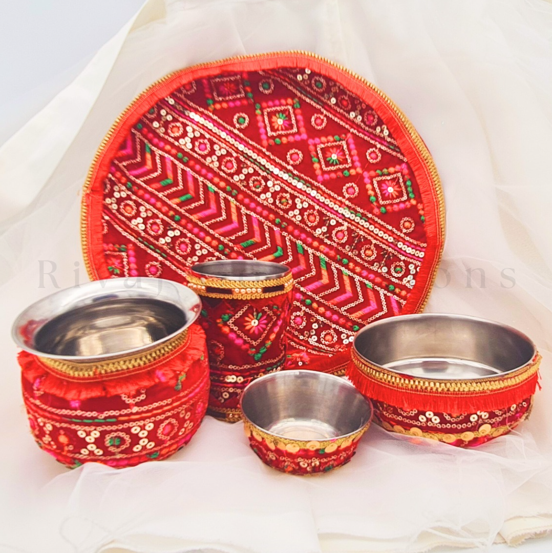 Hand Embroidery Detail Decorative Set