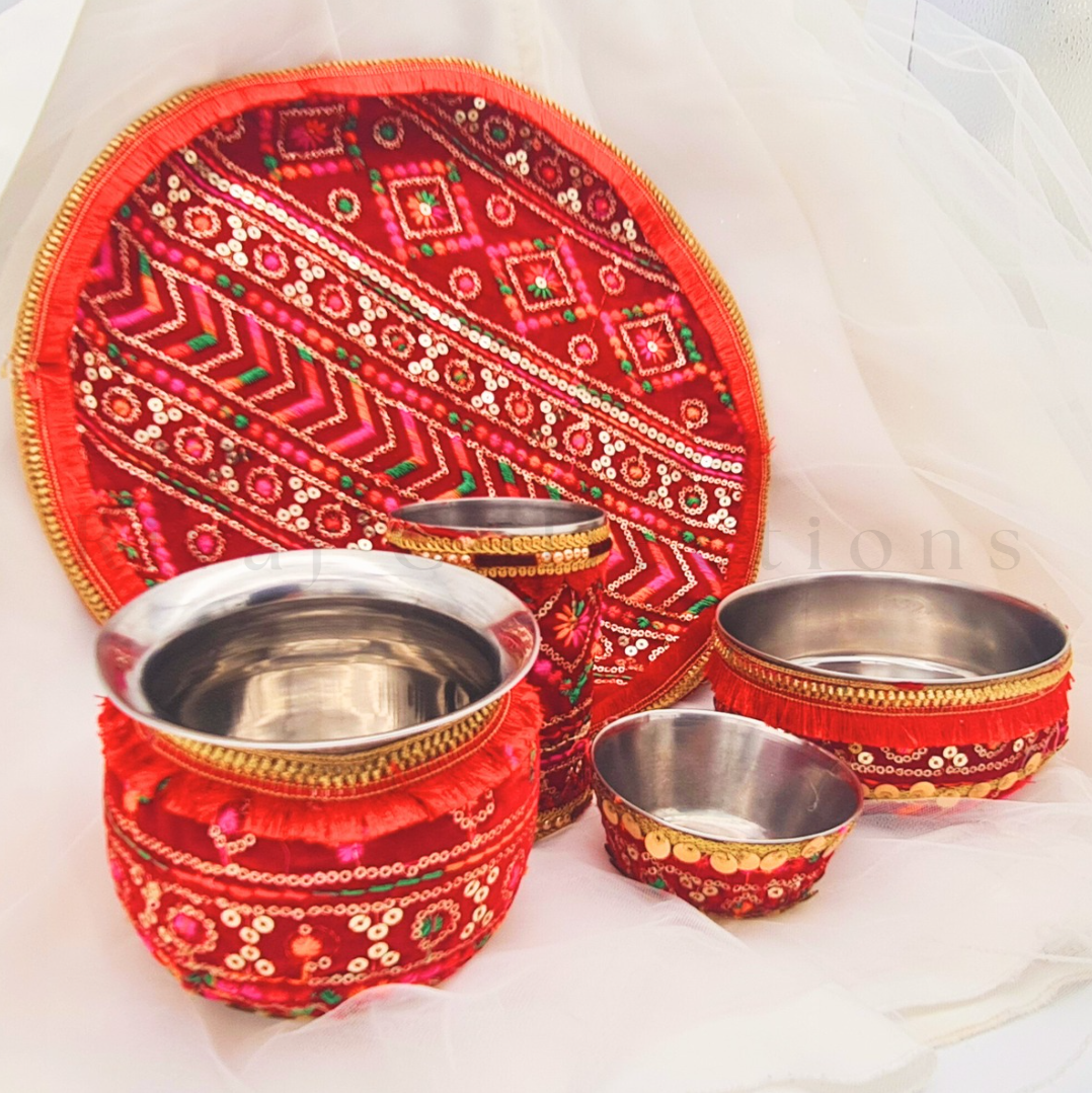 Hand Embroidery Detail Decorative Set