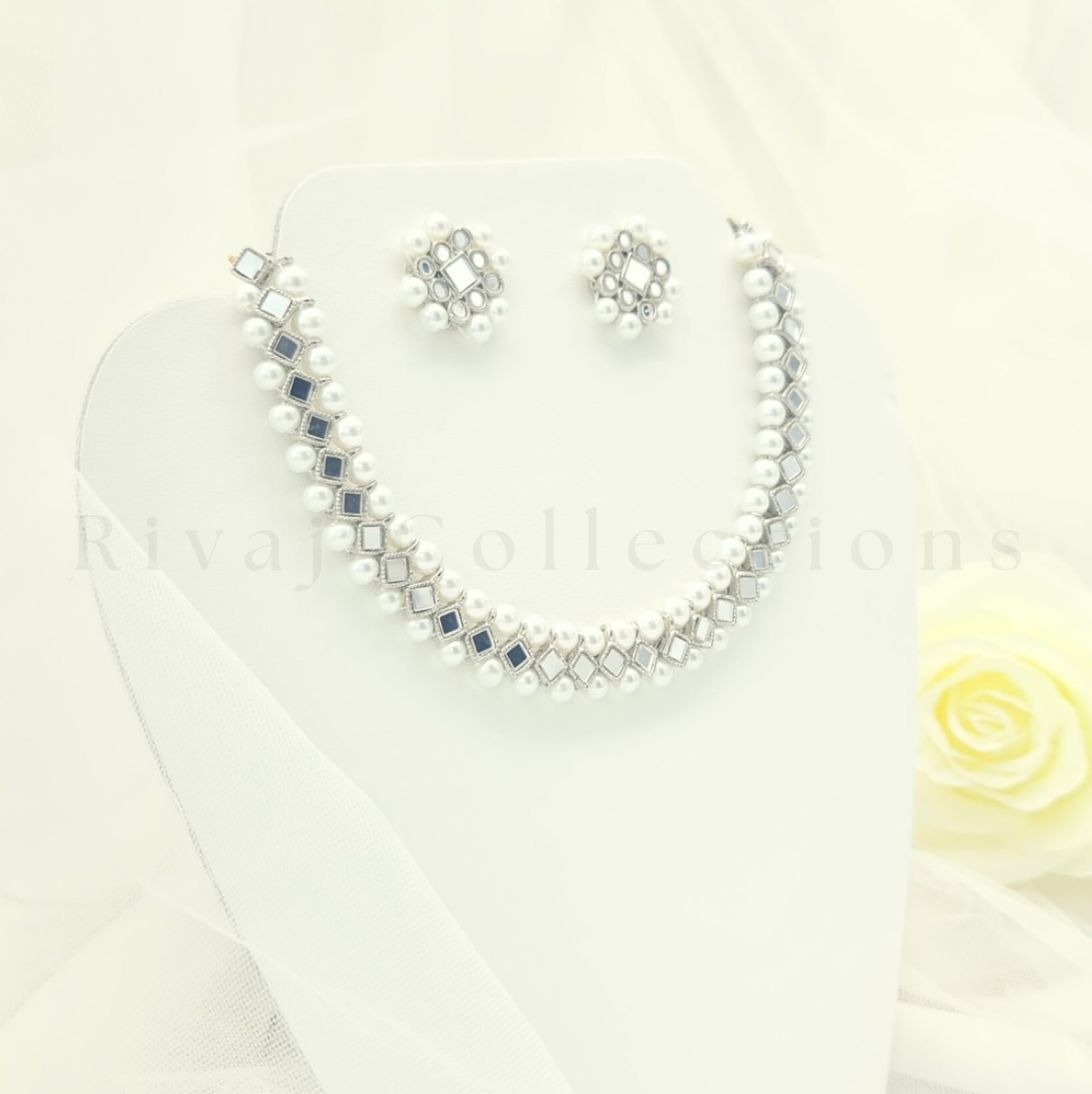 White Pearl Mirror Choker Set